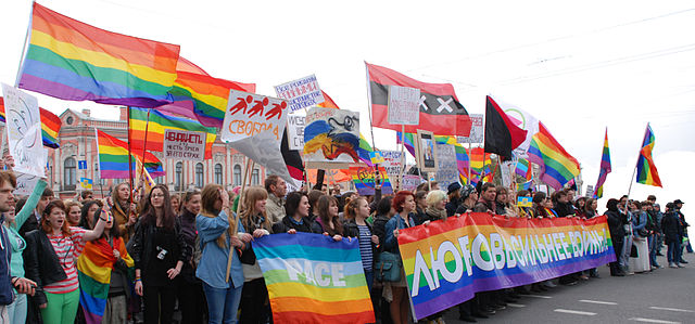 Russia enacts strengthened anti-LBGT &#8216;propaganda&#8217; bill